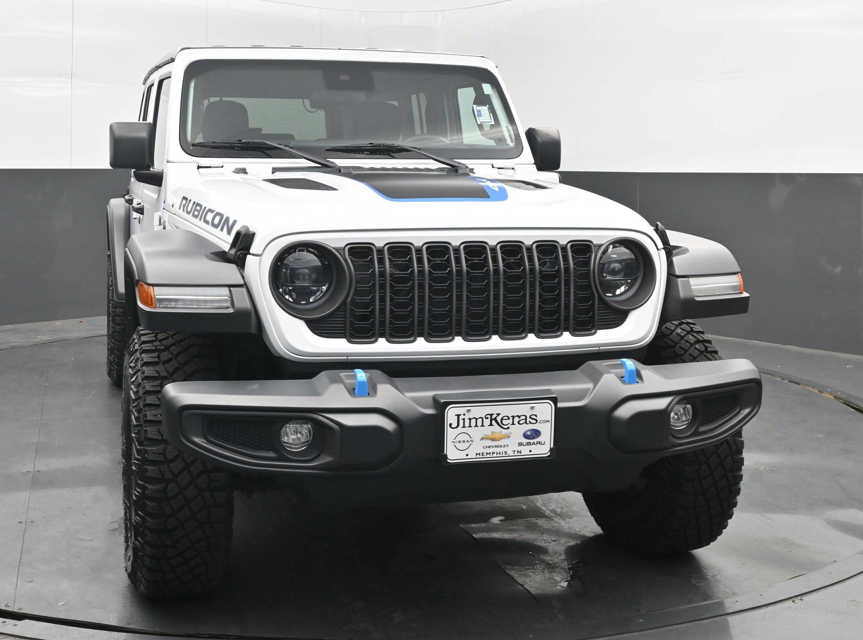 Used 2024 Jeep Wrangler Unlimited Rubicon 4xe image 3