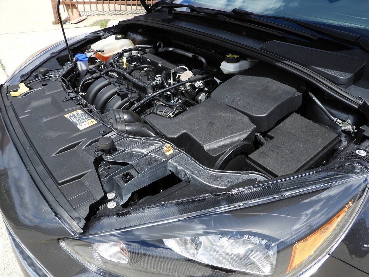 Used 2018 Ford Focus SE FWD image 42