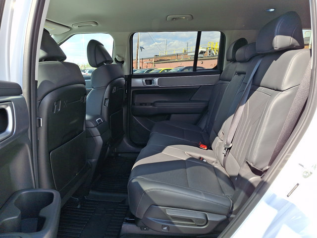 Used 2026 Hyundai Santa Fe SEL AWD/4WD image 10