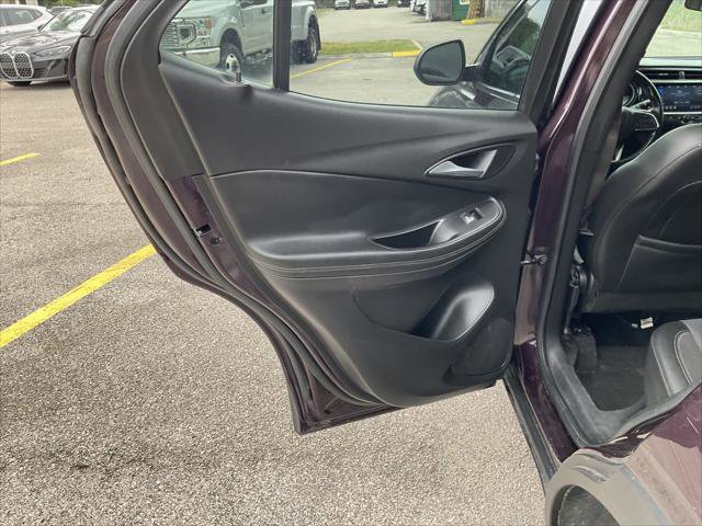 Used 2021 Buick Encore GX Preferred FWD image 23