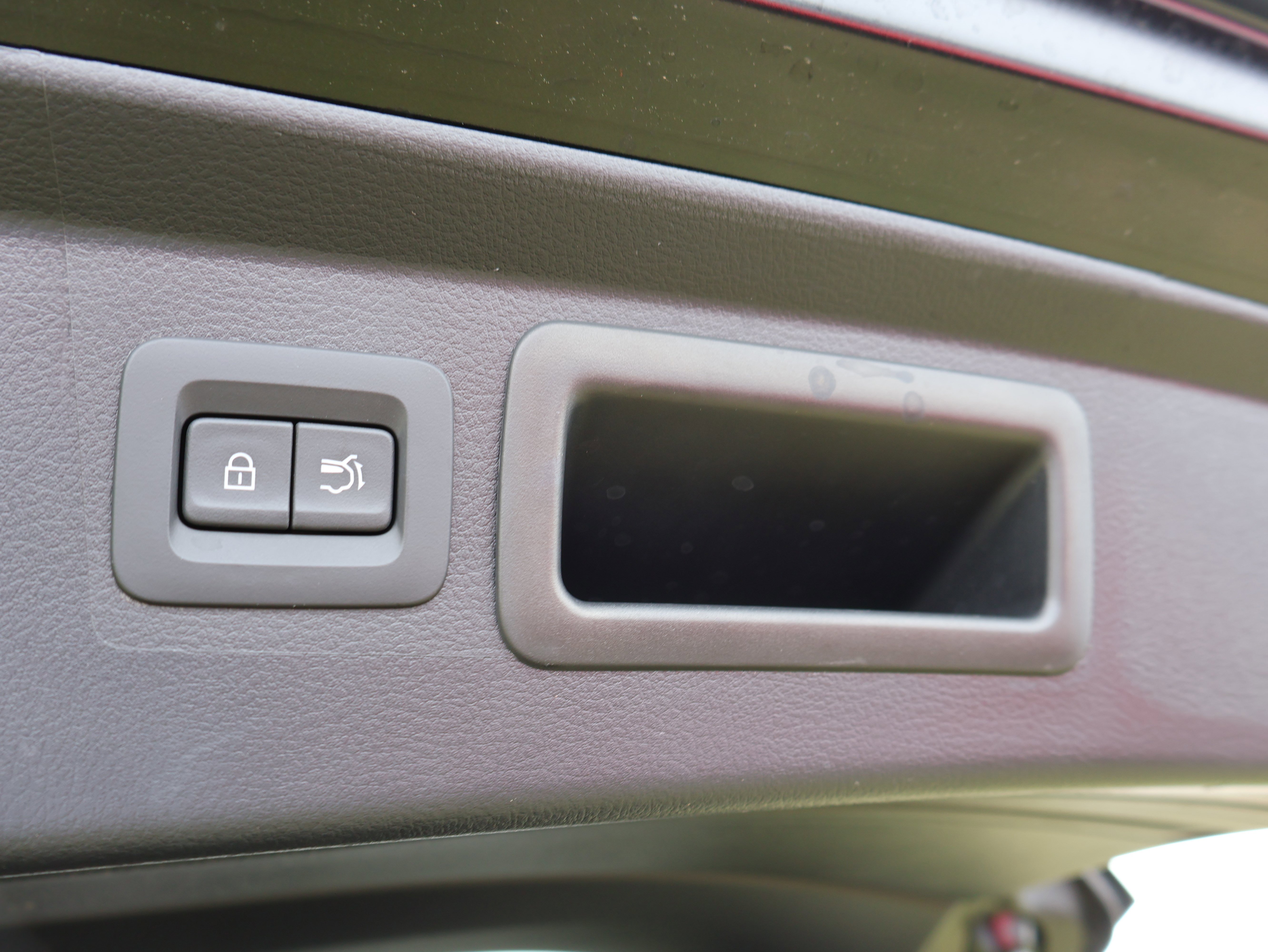 Certified 2025 MAZDA CX-50 2.5 Hybrid w/ Preferred Pkg image 20