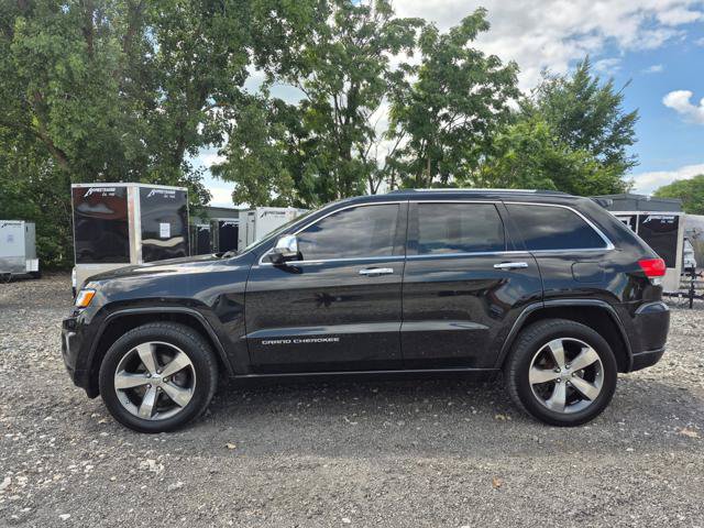 Used 2015 Jeep Grand Cherokee Overland AWD/4WD image 3
