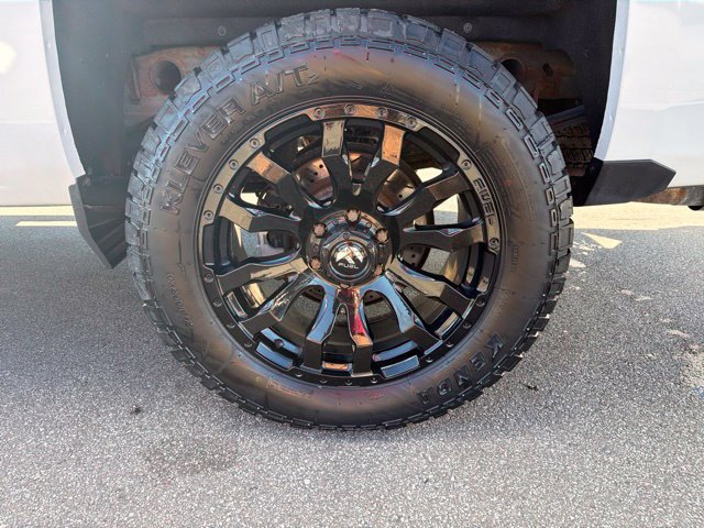 Used 2018 Chevrolet Silverado 1500 LT w/ All Star Edition AWD/4WD image 12