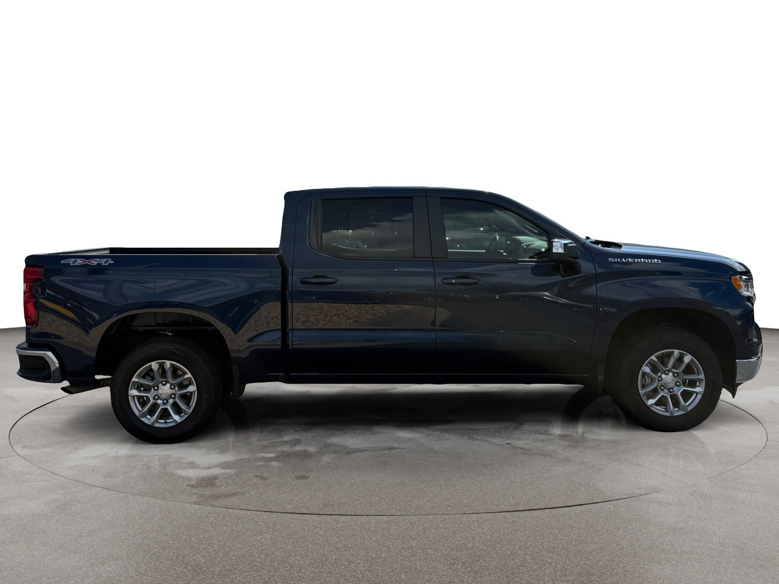 Used 2023 Chevrolet Silverado 1500 LT AWD/4WD image 4