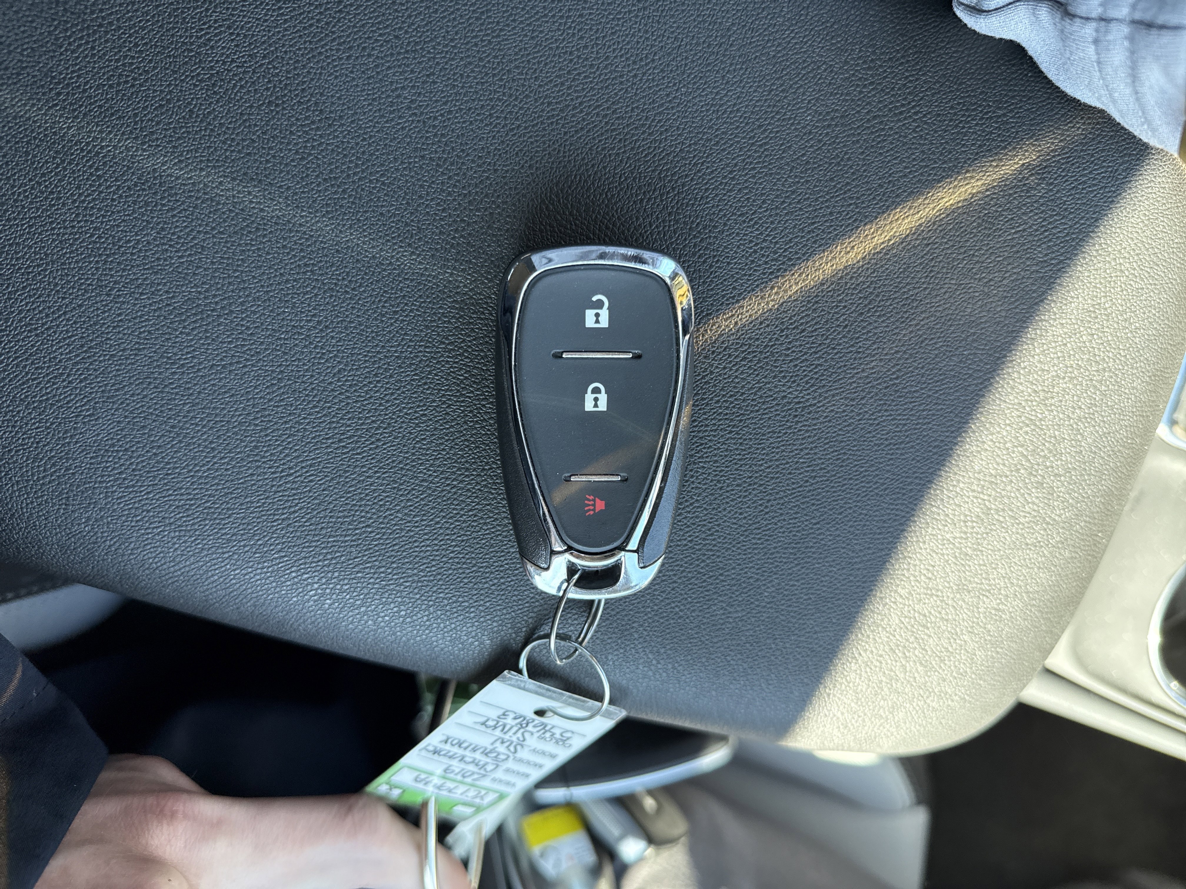 Used 2019 Chevrolet Equinox LS w/ LS Convenience Package AWD/4WD image 26