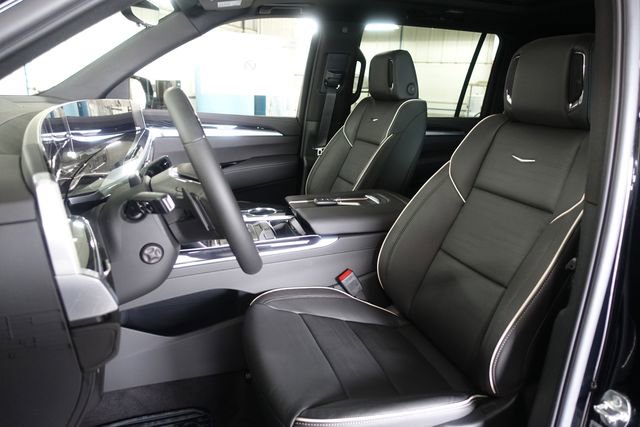New 2026 Cadillac Escalade ESV Sport AWD/4WD image 10