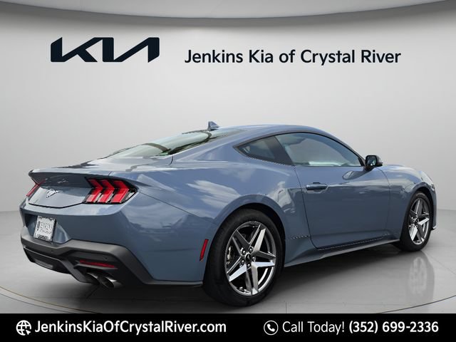 Used 2024 Ford Mustang Premium RWD image 5