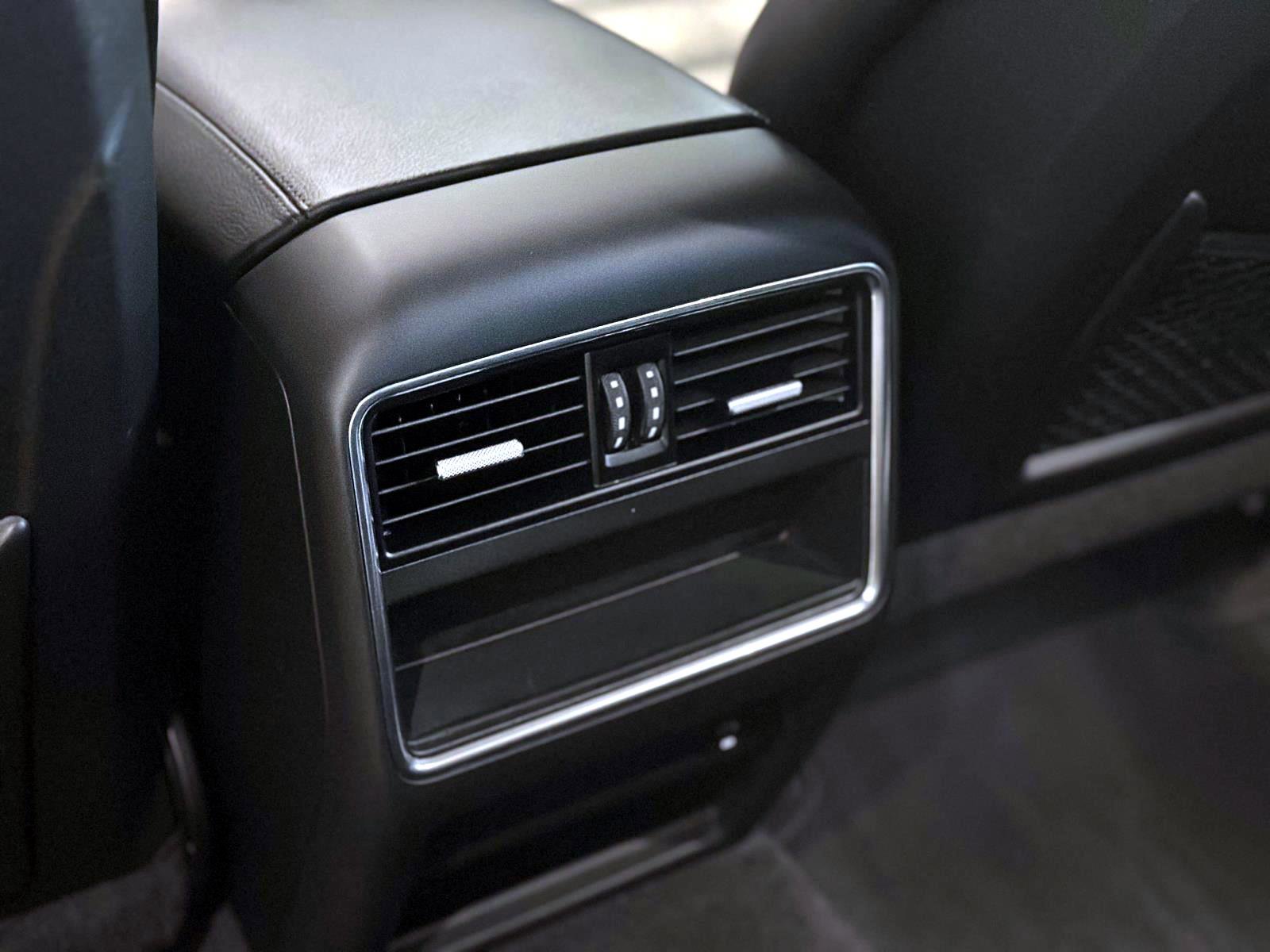 Certified 2022 Porsche Cayenne image 16