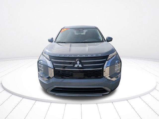 New 2026 Mitsubishi Outlander SE image 9