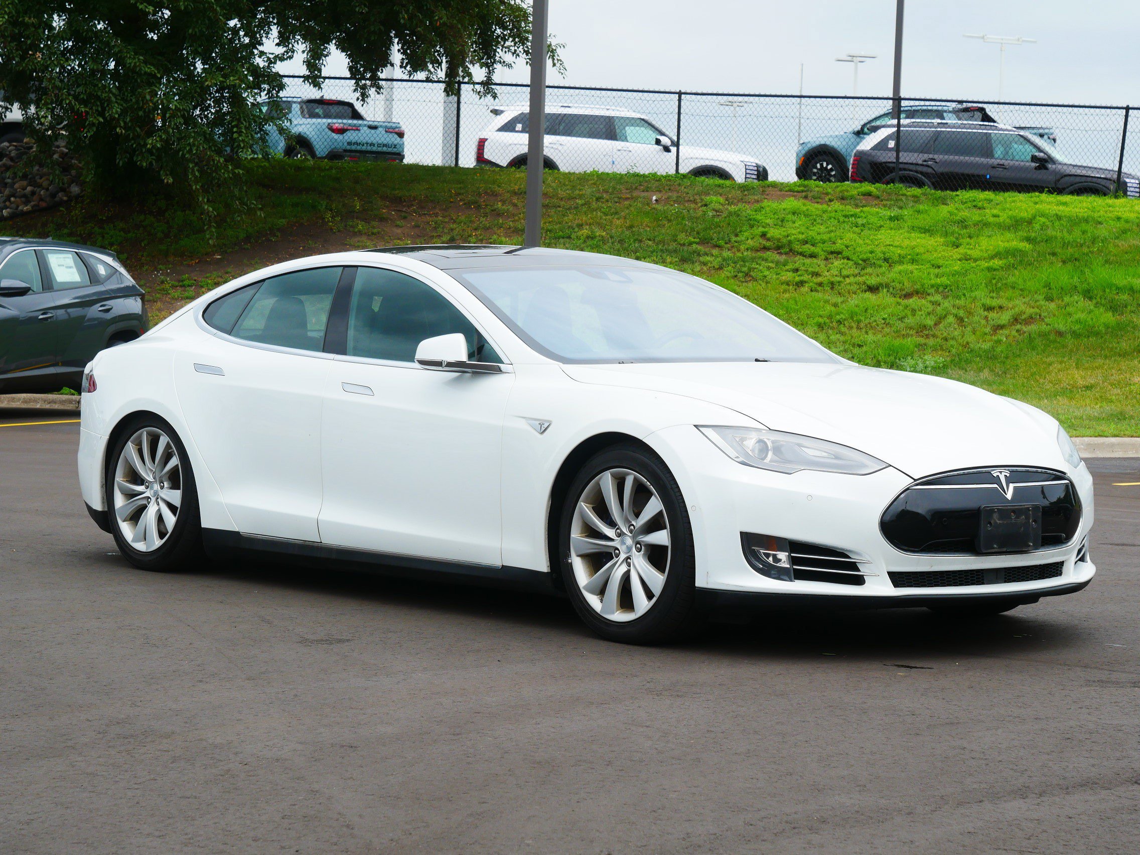 Used 2015 Tesla Model S 90D AWD/4WD image 4