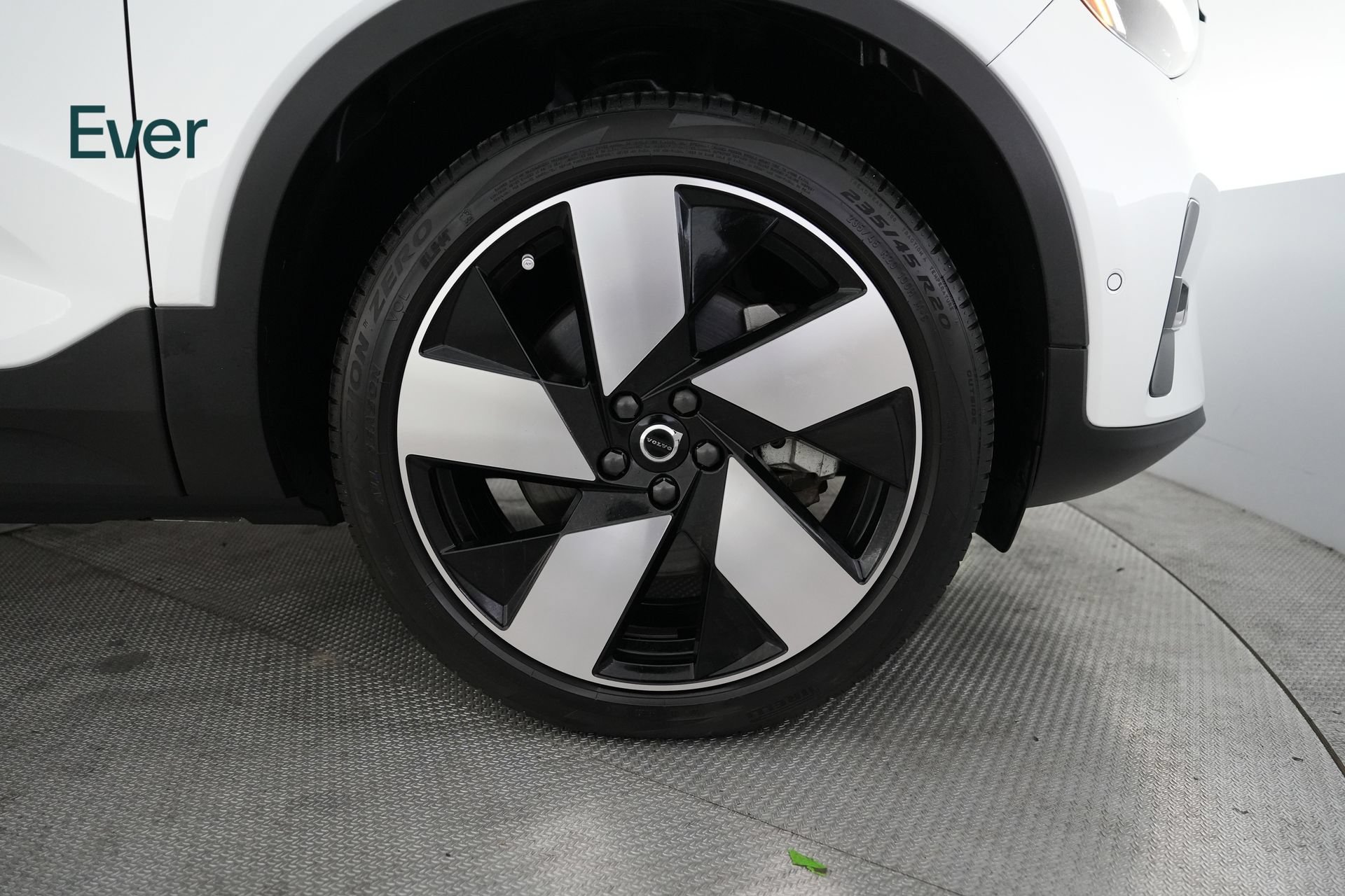 Used 2023 Volvo C40 P8 Recharge Ultimate AWD/4WD image 20