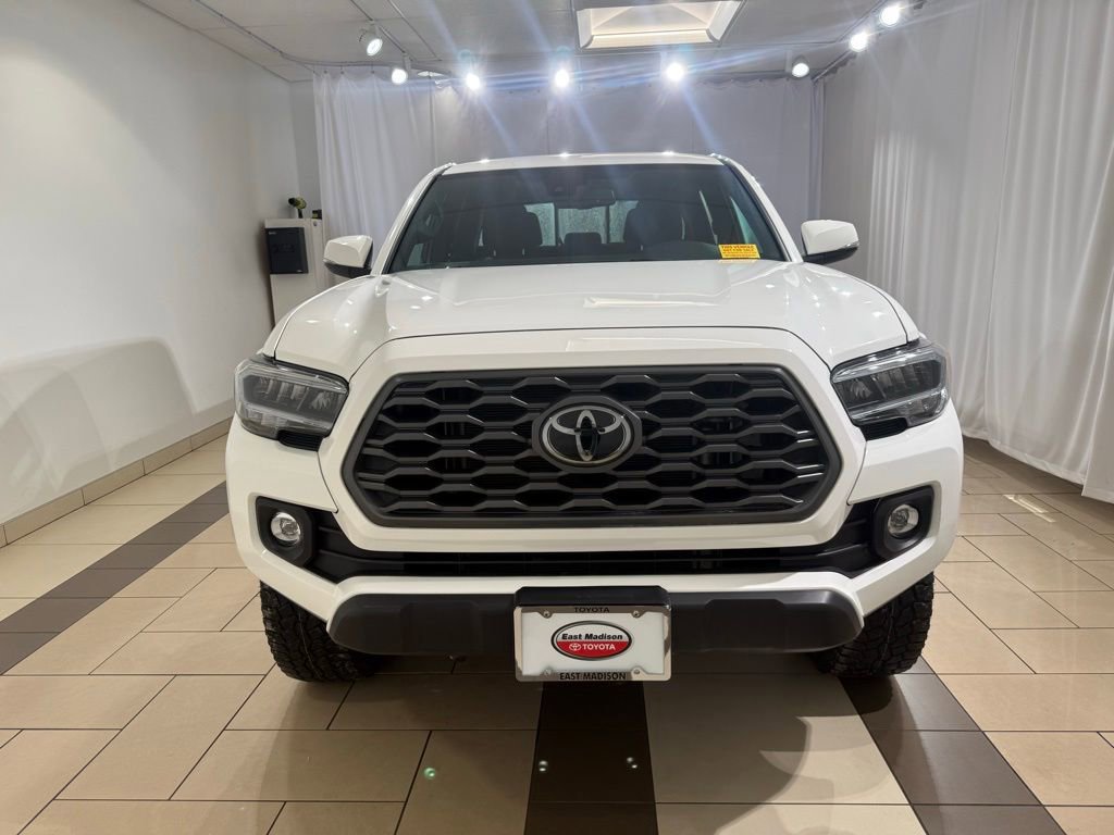Certified 2023 Toyota Tacoma TRD Off-Road image 9