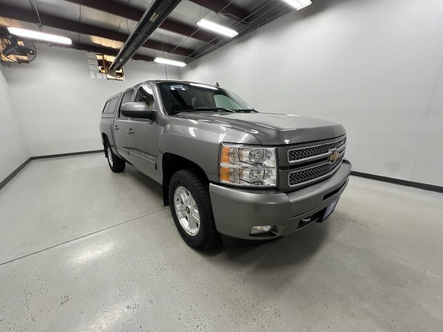 Used 2013 Chevrolet Silverado 1500 LT w/ All-Star Edition AWD/4WD image 2