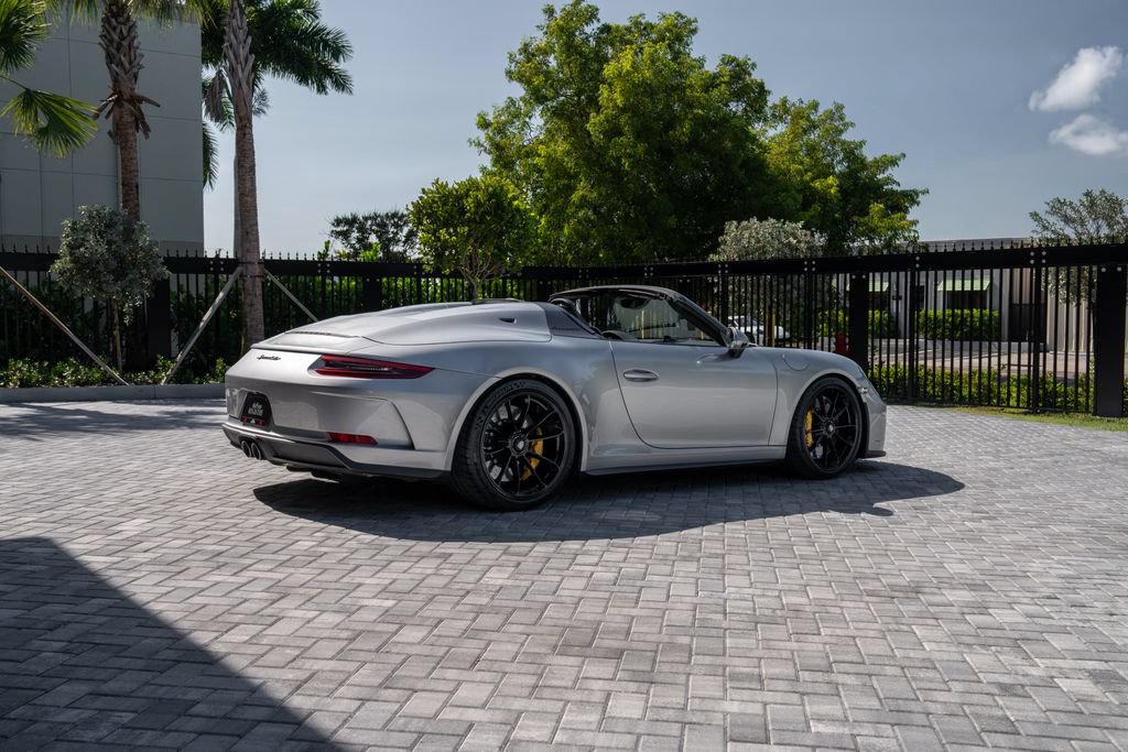 Used 2019 Porsche 911 Speedster RWD image 82