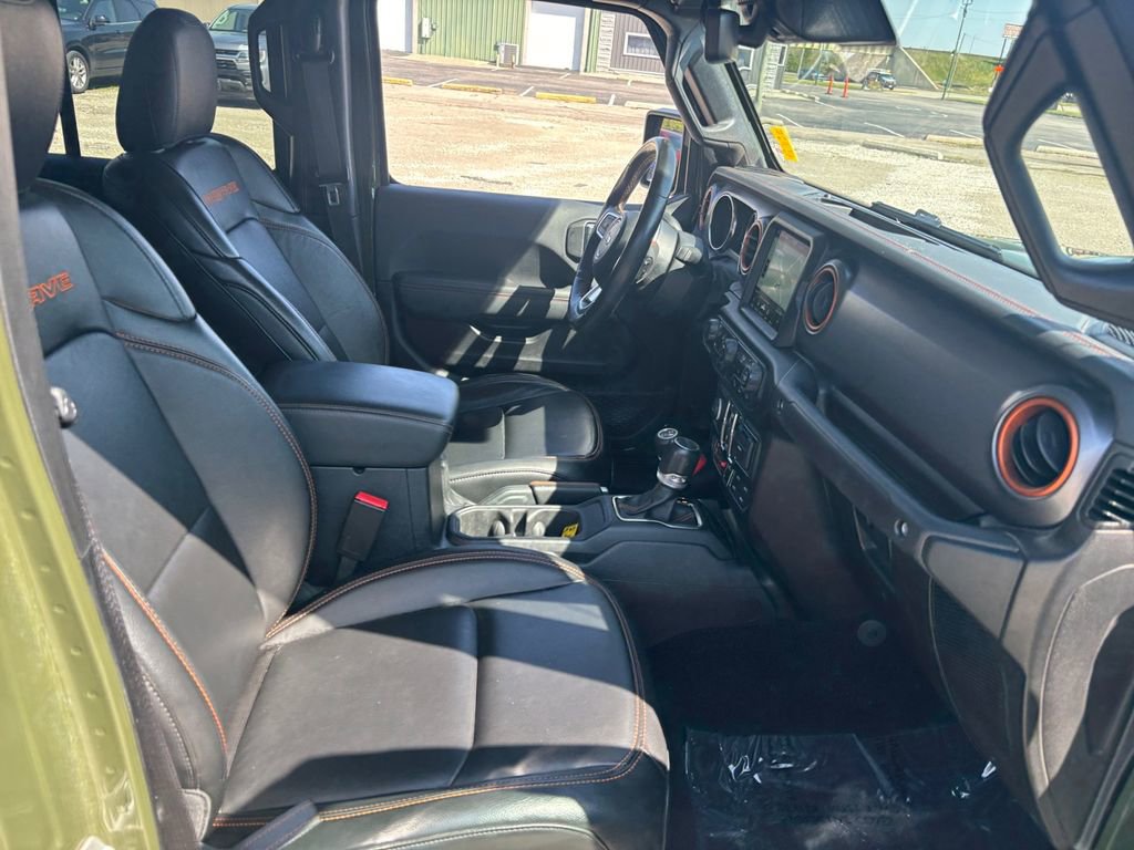 Used 2023 Jeep Gladiator Mojave w/ LED Lighting Group AWD/4WD image 31