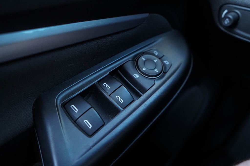 Used 2023 Chevrolet Bolt EUV LT image 24