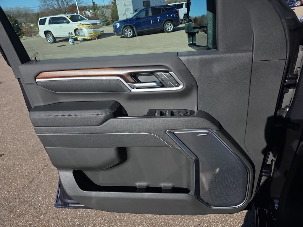 New 2026 GMC Sierra 2500 Denali w/ Denali Reserve Package image 27