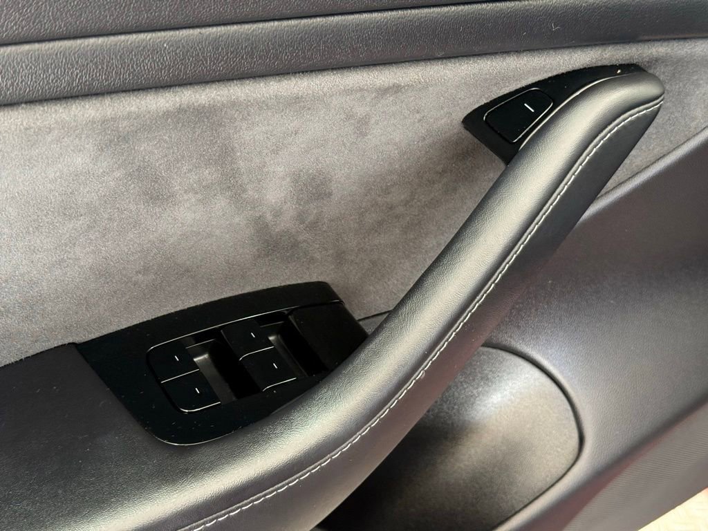 Used 2019 Tesla Model 3 Long Range RWD image 13