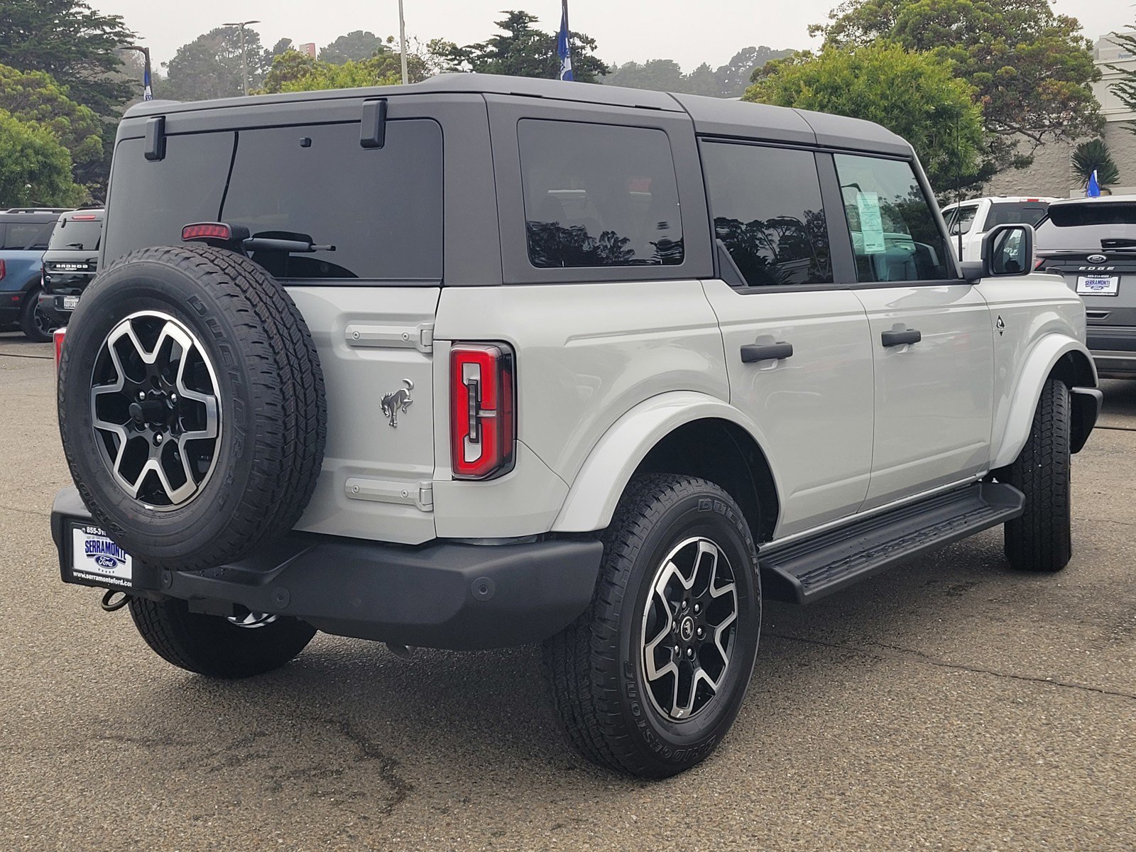 New 2026 Ford Bronco Outer Banks AWD/4WD image 4