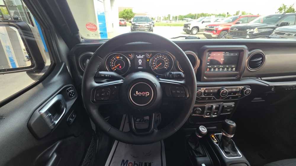 Used 2023 Jeep Wrangler Sport AWD/4WD image 11