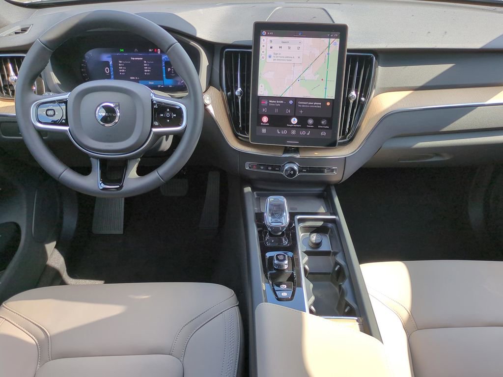 New 2026 Volvo XC60 B5 Plus AWD/4WD image 10