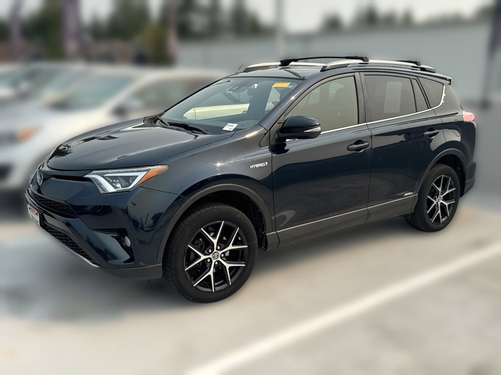 Used 2018 Toyota RAV4 SE AWD/4WD image 5