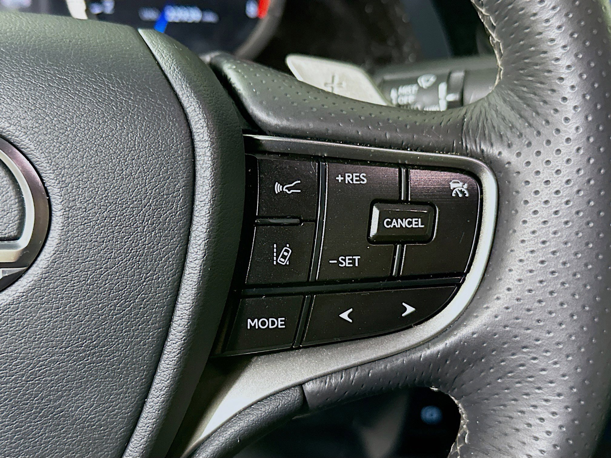 Used 2023 Lexus ES 350 F Sport image 17