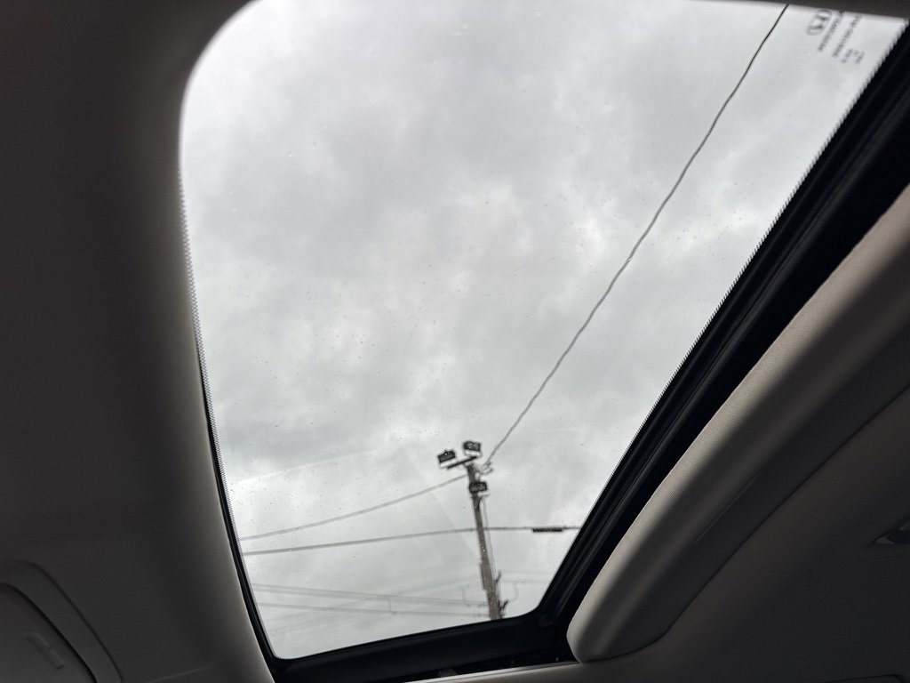 Used 2016 Honda CR-V Touring image 36