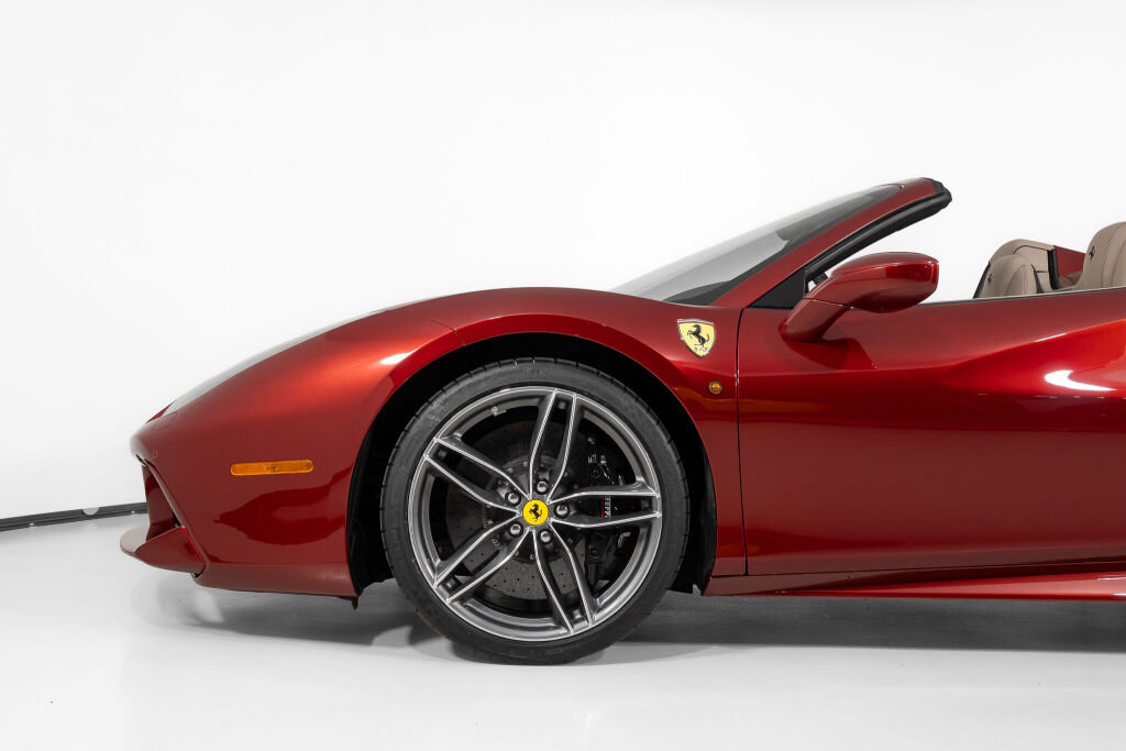 Used 2019 Ferrari 488 Spider RWD image 15