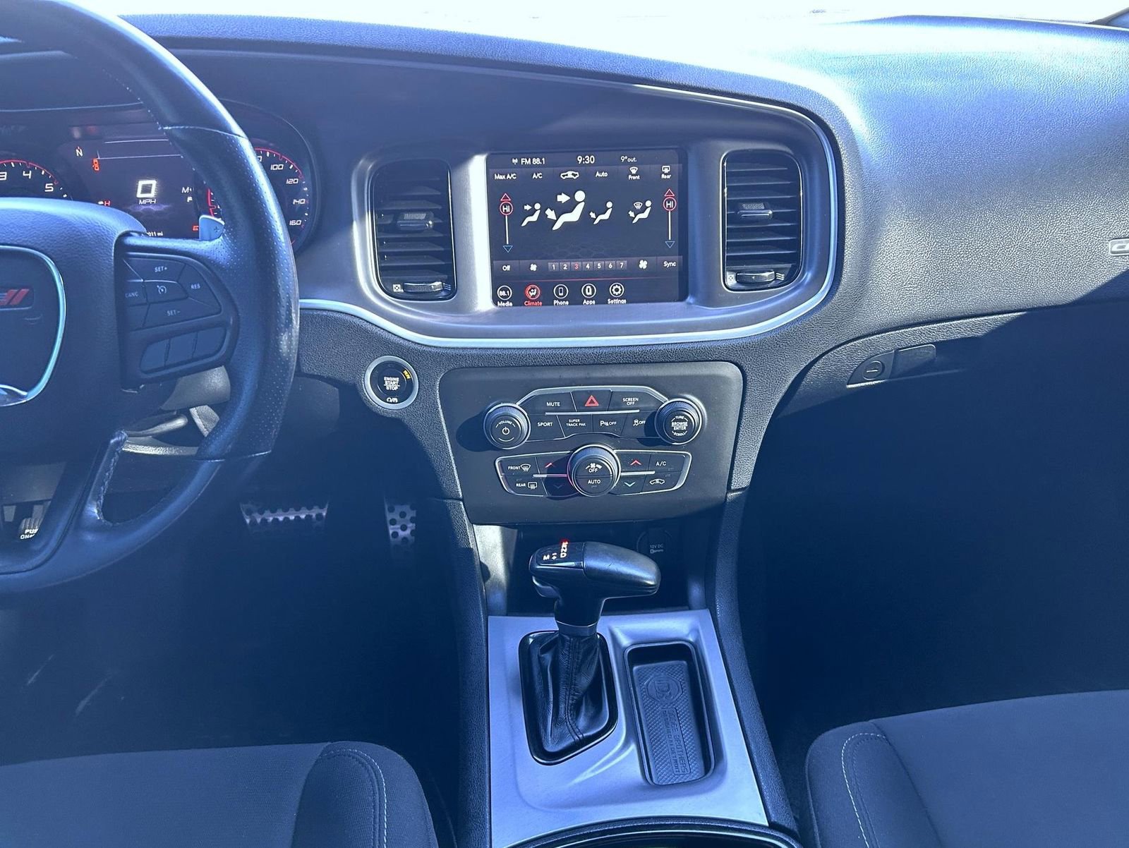 Used 2021 Dodge Charger R/T w/ Blacktop Package image 12