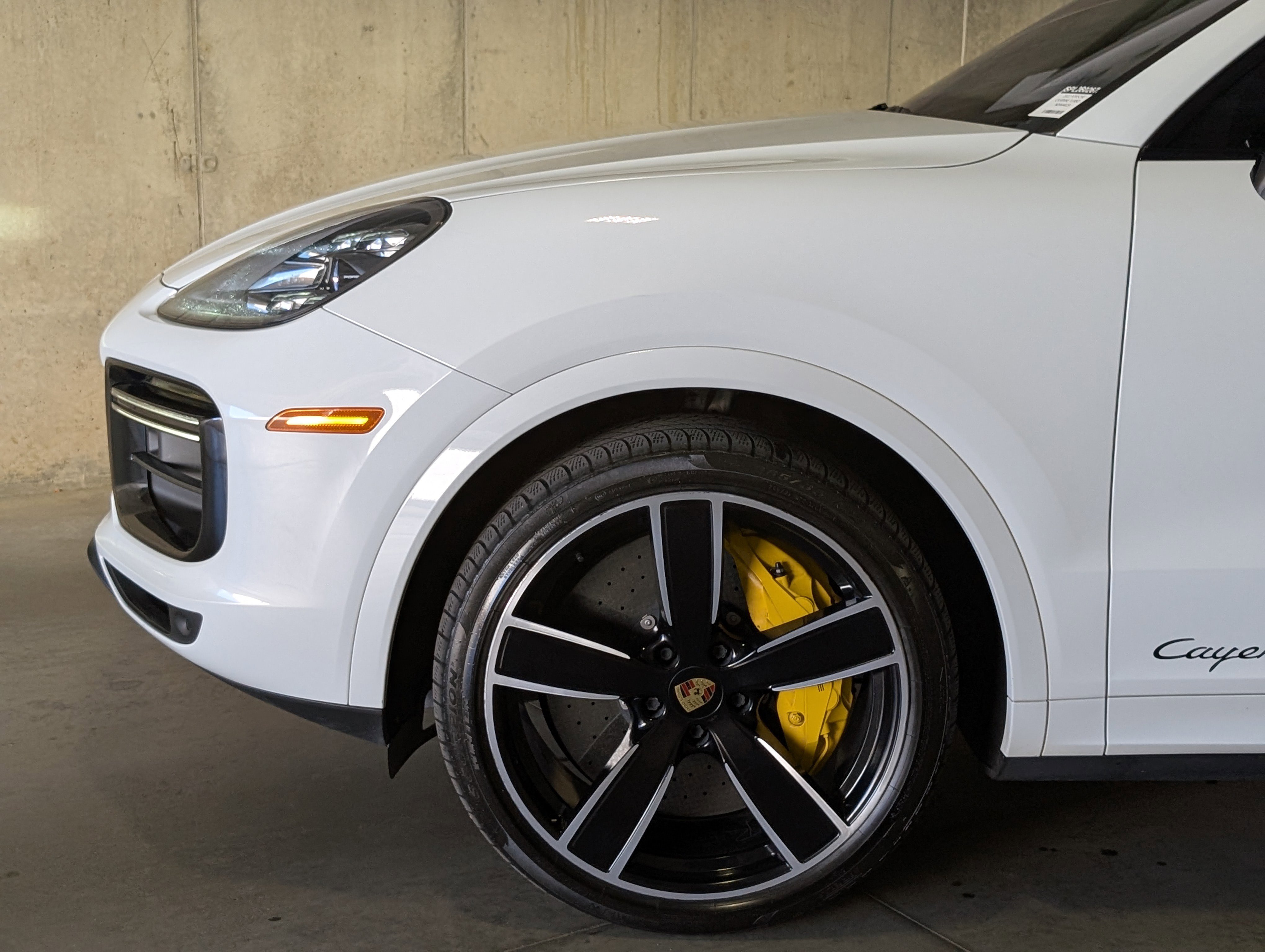 Certified 2022 Porsche Cayenne Turbo image 10