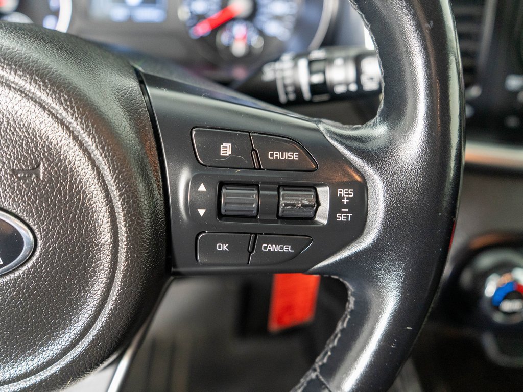 Used 2016 Kia Sorento EX image 16