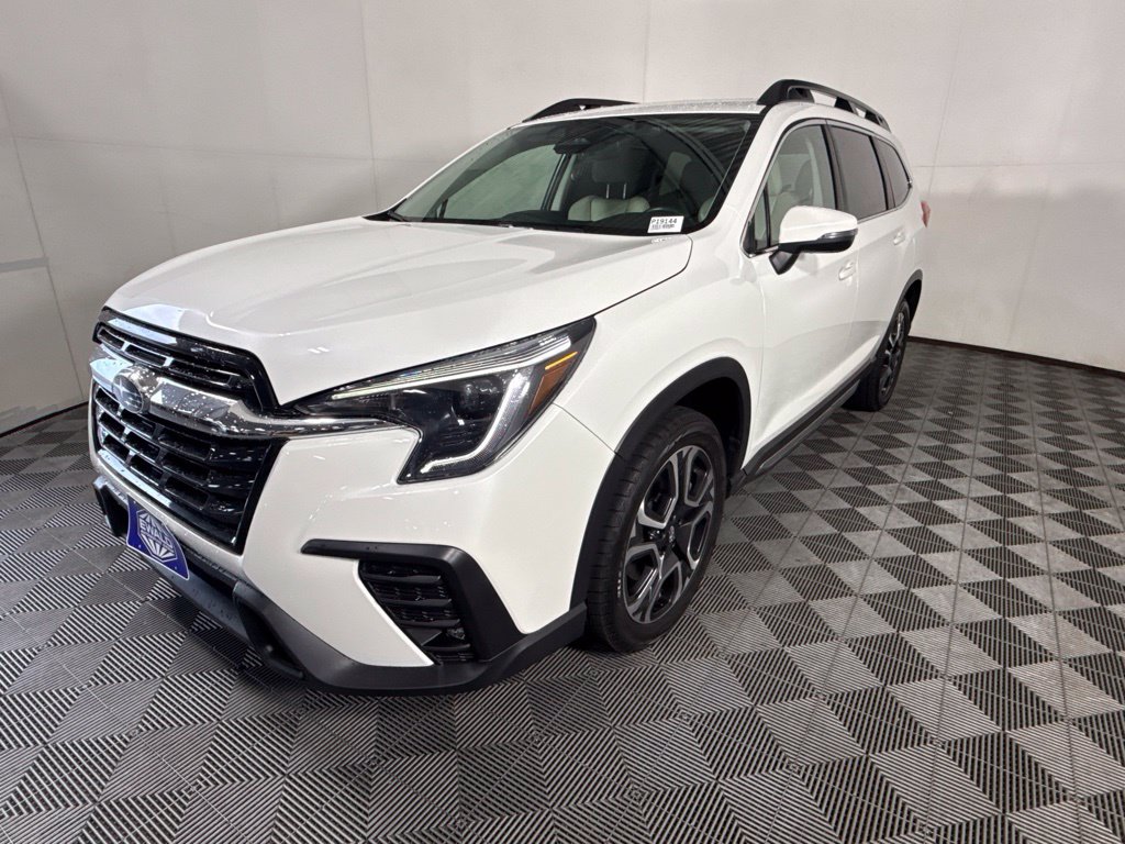 Used 2023 Subaru Ascent Limited AWD/4WD image 5