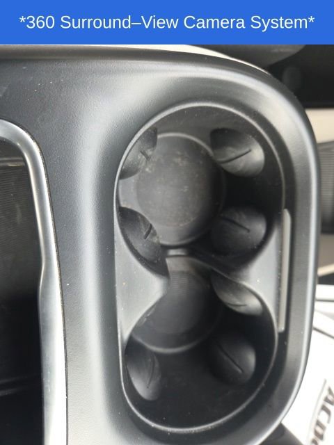 Used 2023 Chrysler Pacifica Touring-L image 40