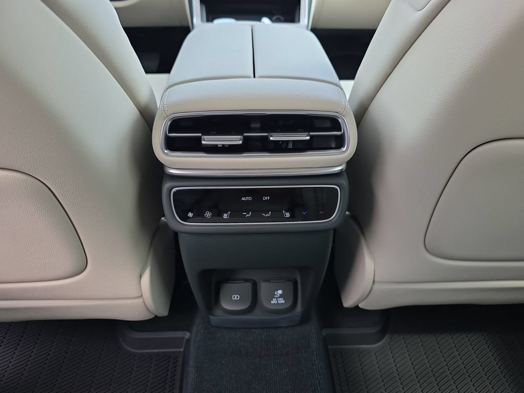 New 2026 Genesis GV80 2.5T Prestige AWD/4WD image 33