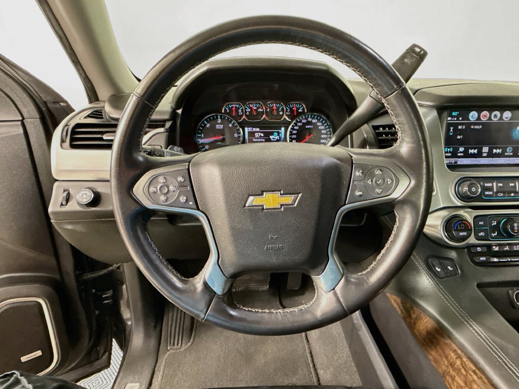 Used 2020 Chevrolet Tahoe LT w/ Luxury Package RWD image 11