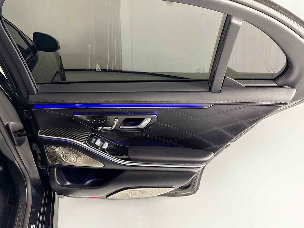 Used 2024 Mercedes-Benz S 63 AMG S image 28