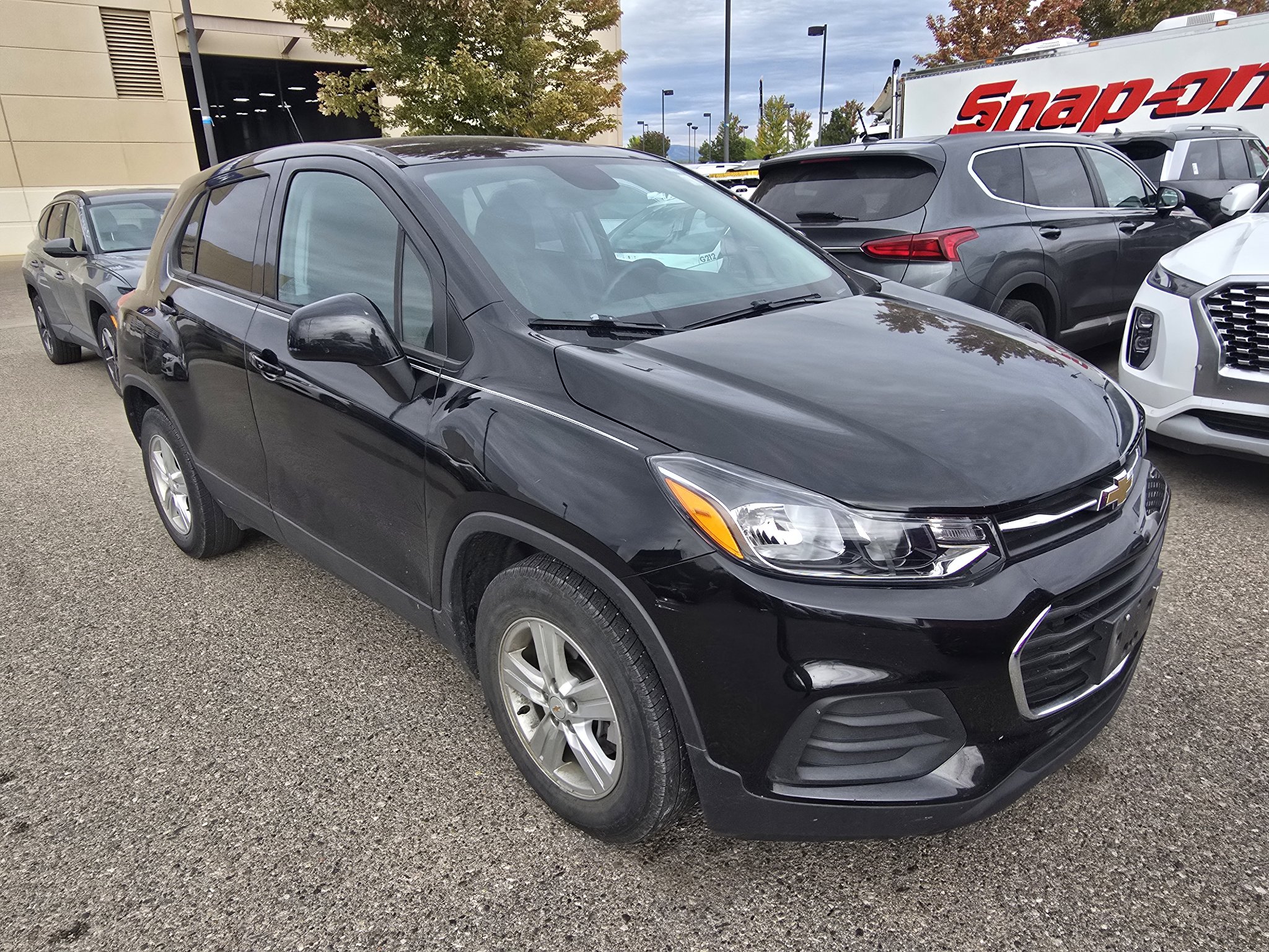 Used 2020 Chevrolet Trax LS w/ Tint and Cruise Package FWD image 8