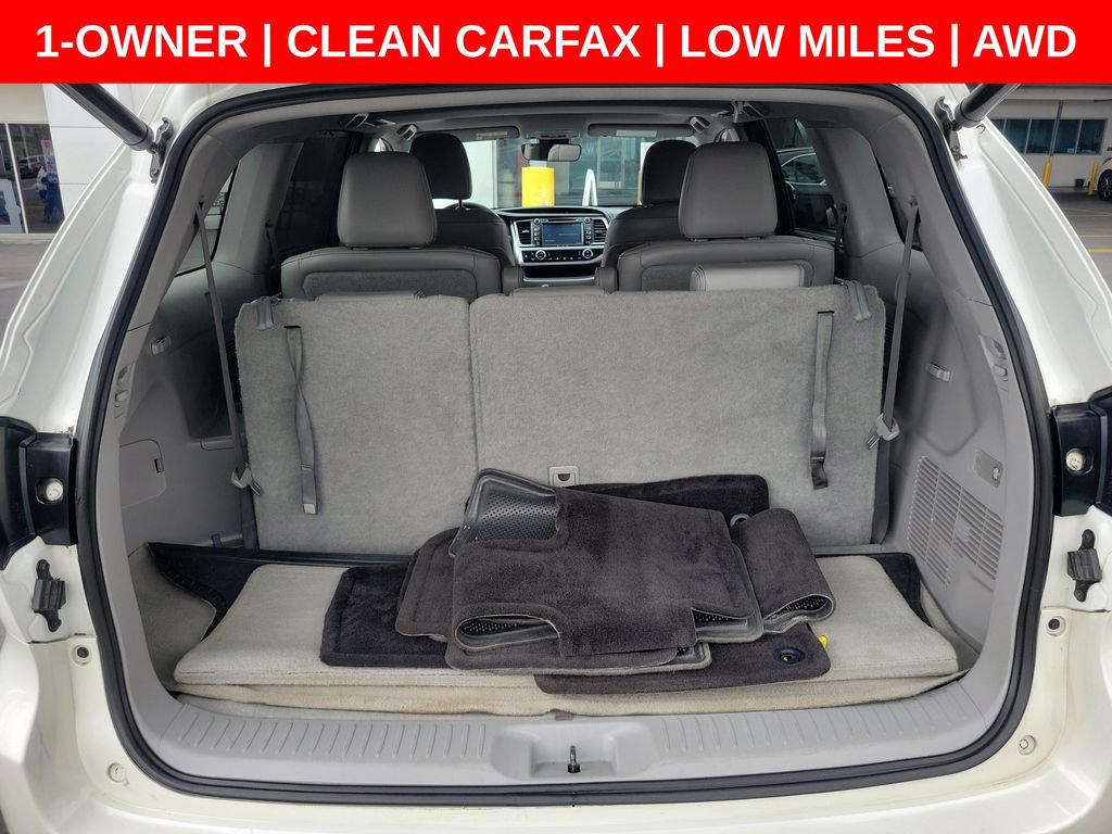 Used 2017 Toyota Highlander Limited w/ Carpet Mat Package AWD/4WD image 13