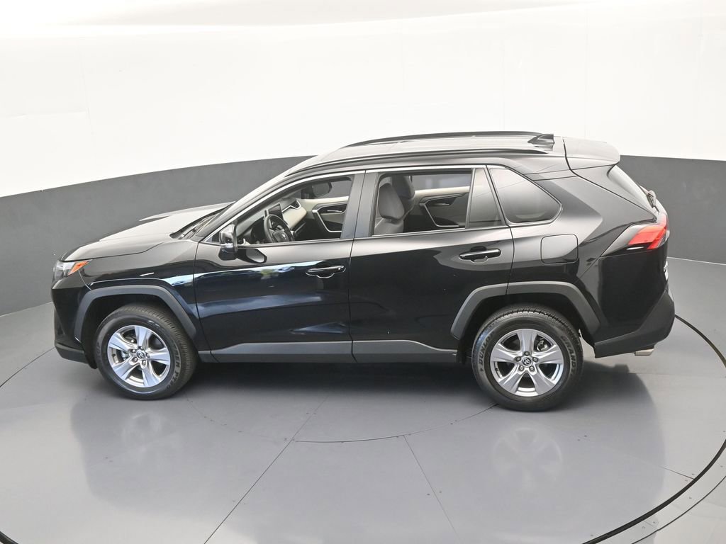 Used 2025 Toyota RAV4 XLE w/ Convenience Package FWD image 45