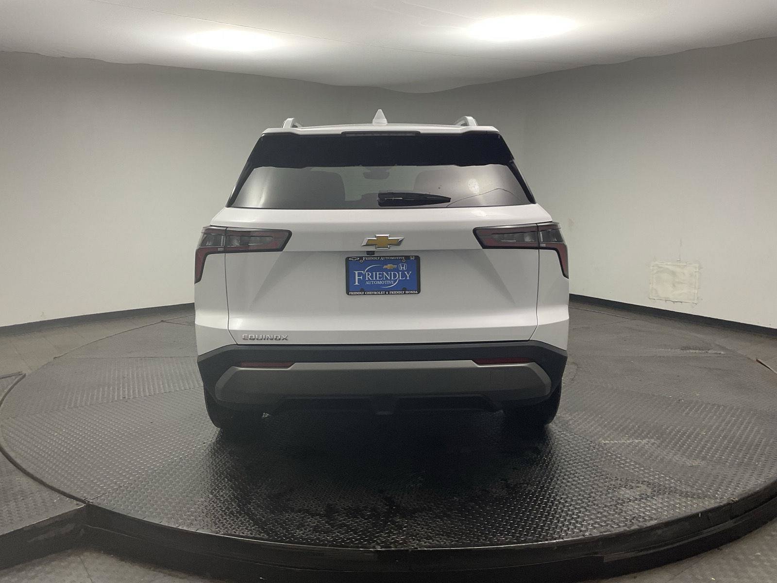 Certified 2025 Chevrolet Equinox LT w/ Convenience Package II FWD image 6