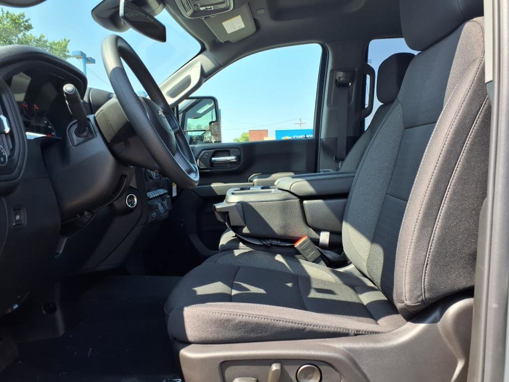 New 2025 Chevrolet Silverado 2500 Custom w/ Custom Value Package image 5