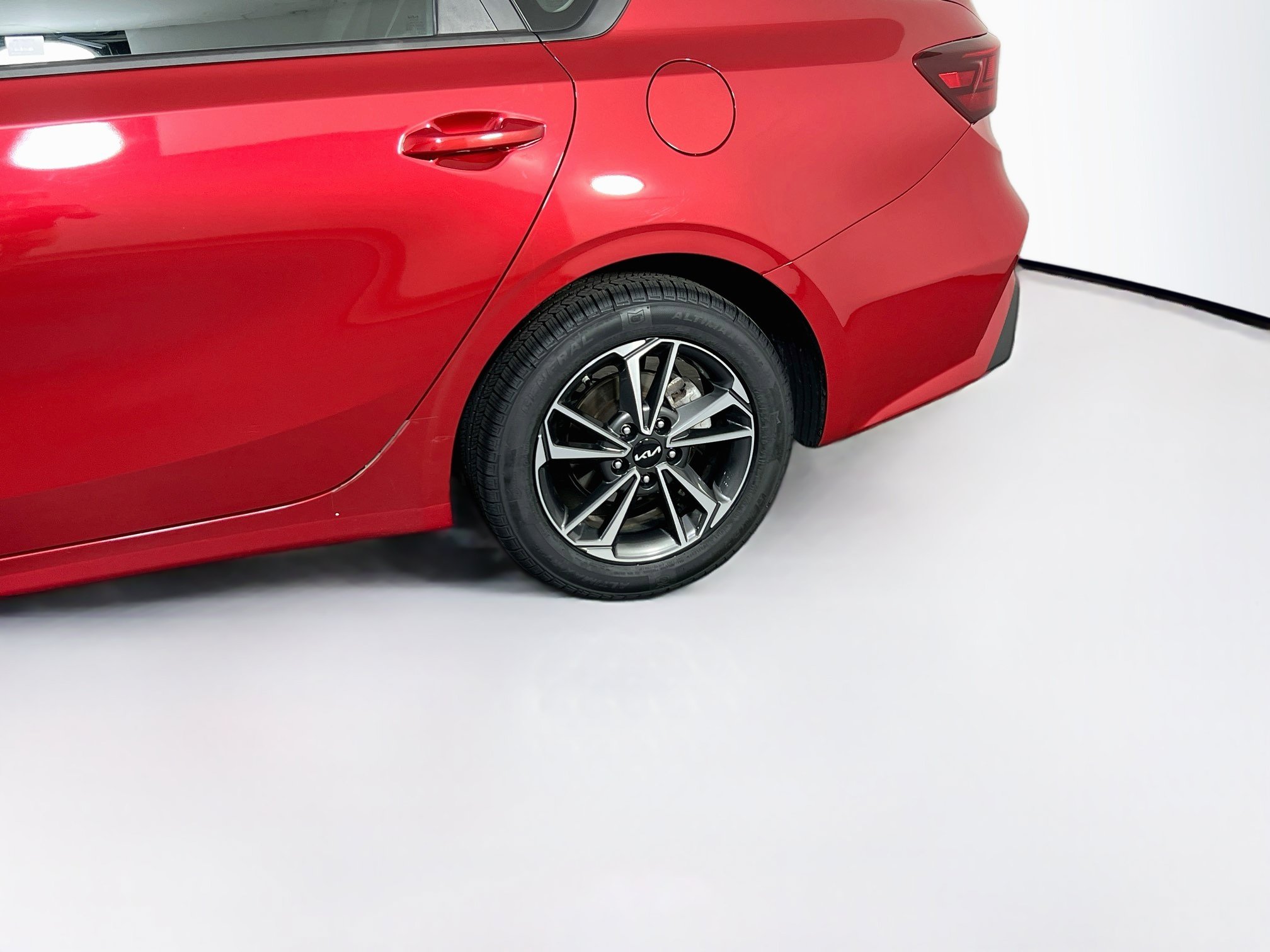Used 2024 Kia Forte LXS w/ LXS Technology Package FWD image 28