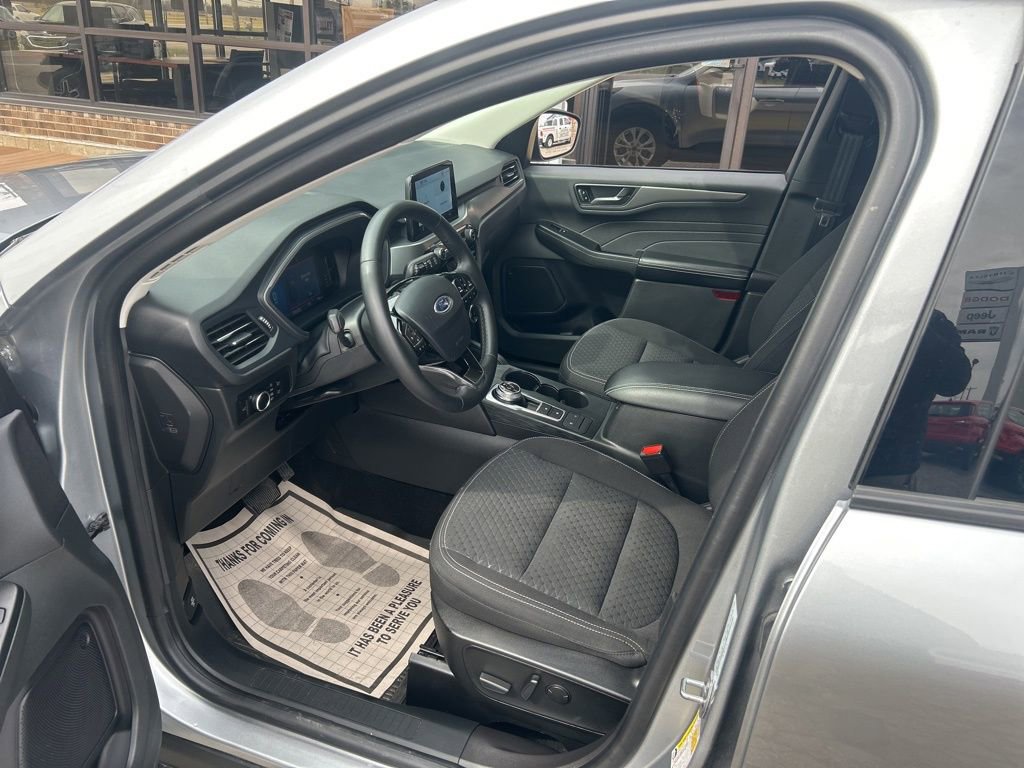 Used 2023 Ford Escape Active image 18