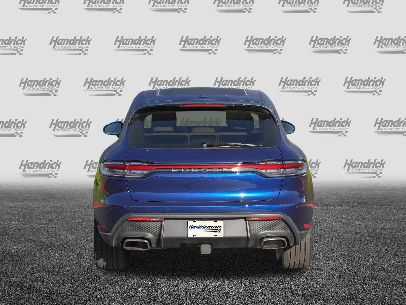 Used 2024 Porsche Macan image 8