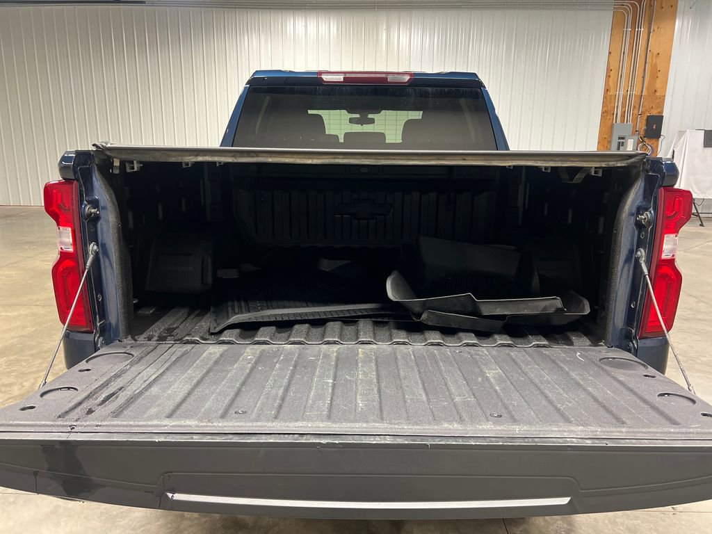 Certified 2022 Chevrolet Silverado 1500 LT Trail Boss w/ Bed Protection Package AWD/4WD image 11
