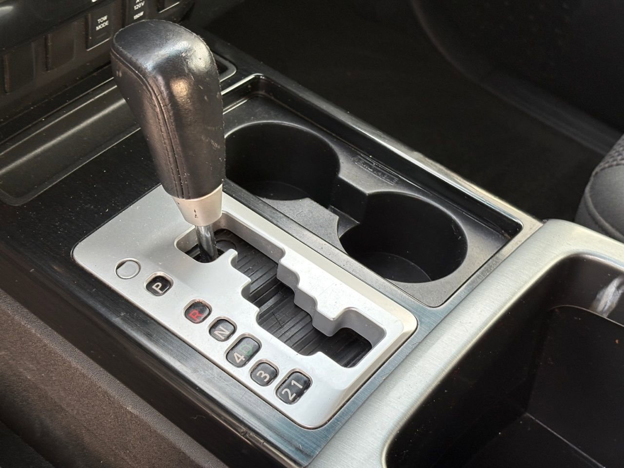 Used 2014 Nissan Titan SV w/ SV Value Truck Package image 19