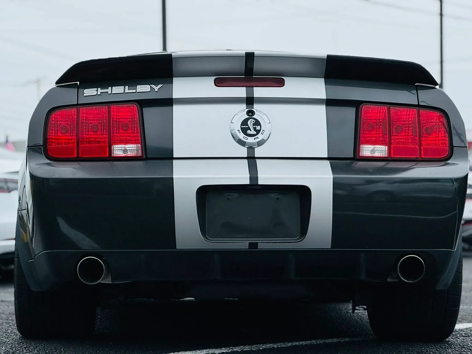 Used 2009 Ford Mustang Shelby GT500 RWD image 5