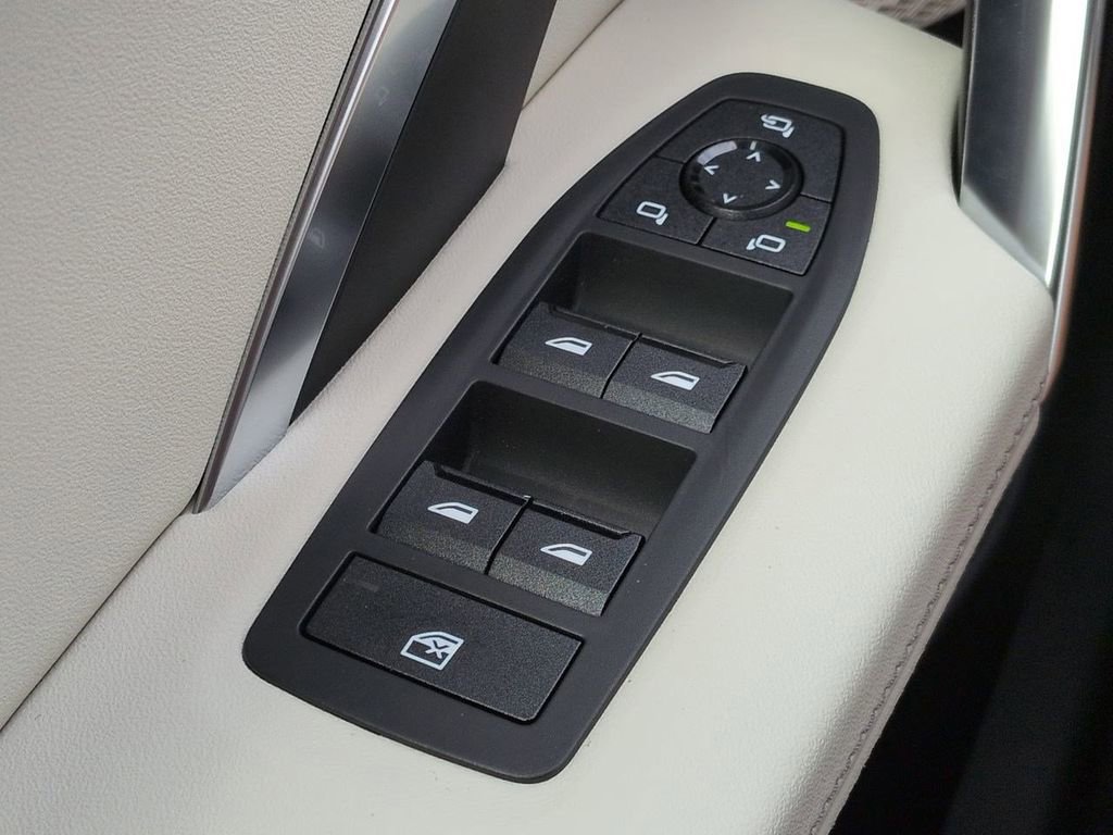 New 2026 BMW X1 xDrive28i w/ Convenience Package AWD/4WD image 25