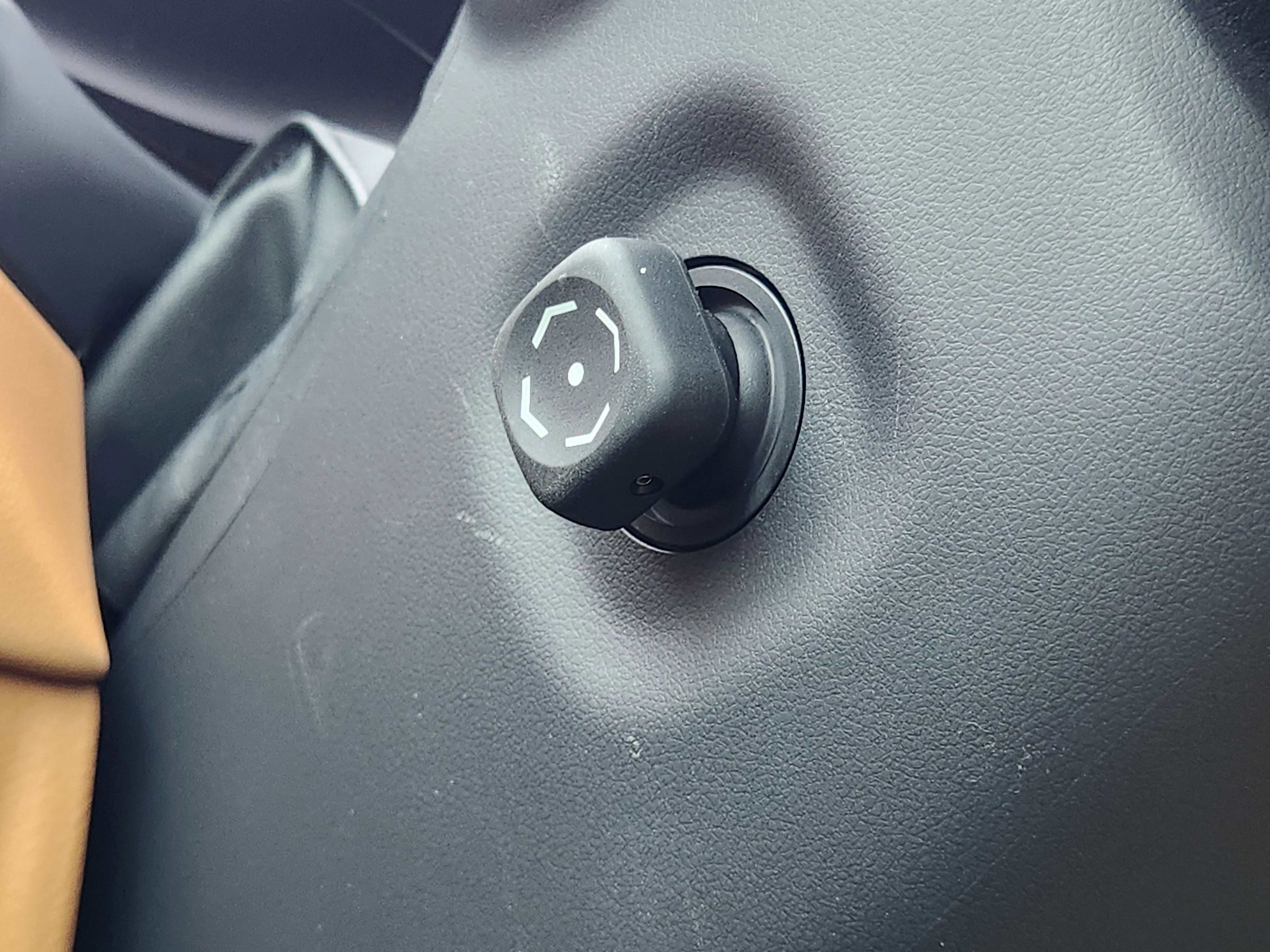 Used 2025 Lexus LX 600 4WD w/ Luxury Package image 37